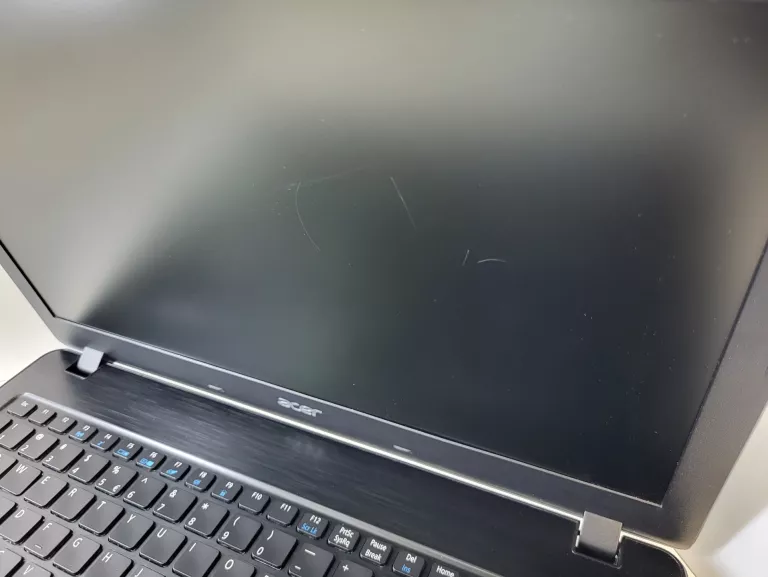 LAPTOP ACER ASPIRE F15 W10 I5-7200U NVIDIA GEFORCE 940MX 8GB 256GB SSD