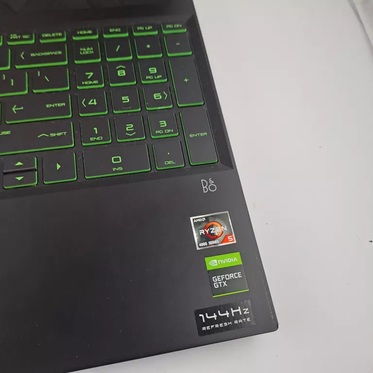 laptop-hp-pavilion-gaming-gtx1050-lad-zobacz-przekatna-ekranu-156