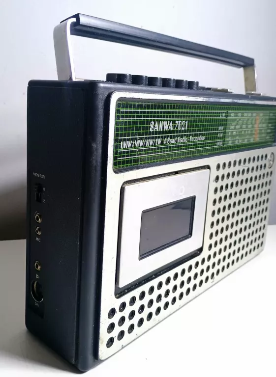STARY ZABYTKOWY RADIOMAGNETOFON SANWA 7021 UNIKAT