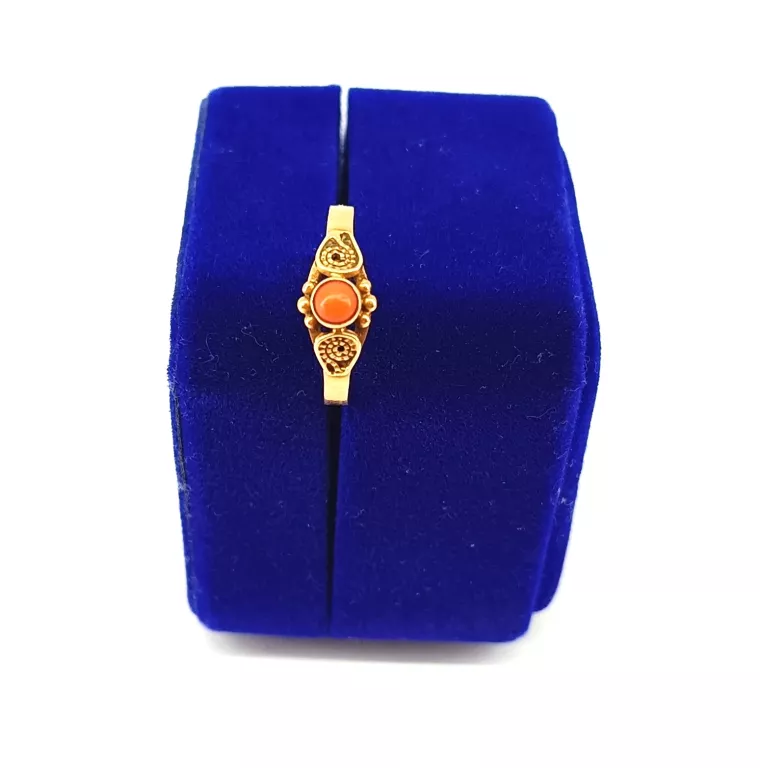 elegancki-zloty-pierscionek-z-koralem-585-193g-waga-193