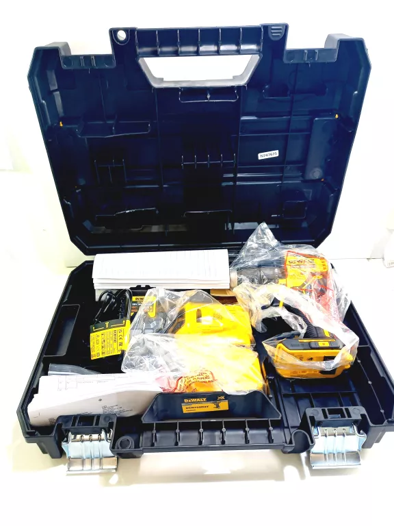 AKUMULATOROWA WIERTARKO-WKRĘTARKA DEWALT DCD708D2T 18V 65NM 2X2AH