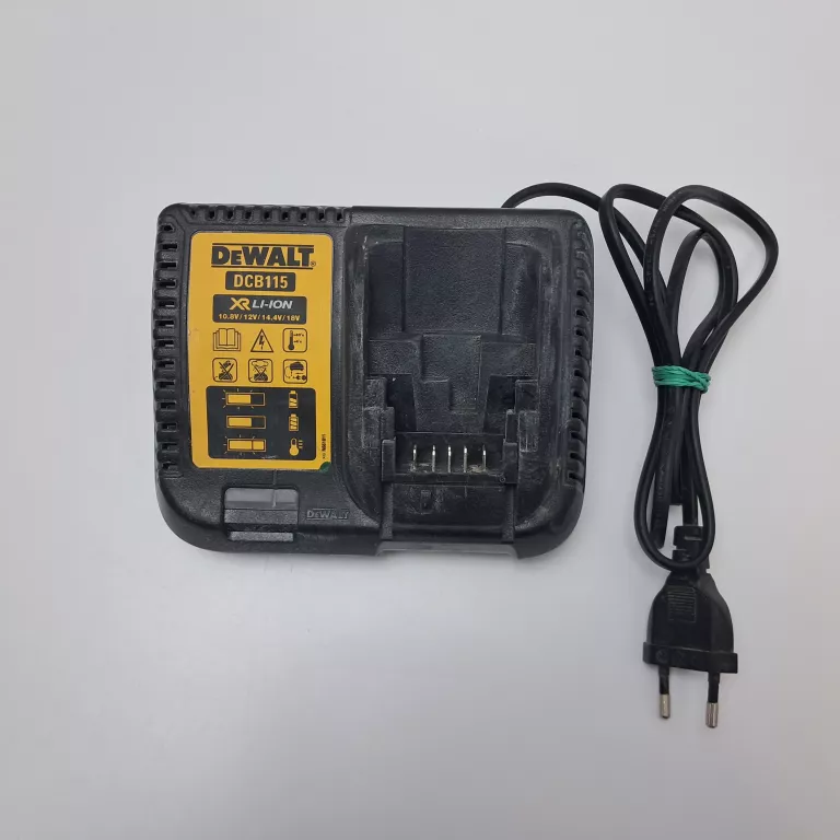 DEWALT MŁOT UDAROWY DCH273