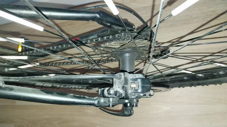 ROWER KROSS ESPRIT R4 17' KOŁA 27.5 CZARNY