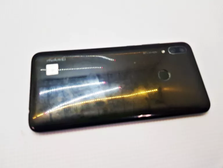 TELEFON HUAWEI P SMART 2019 64/3 ETUI D/S