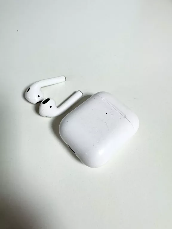 SŁUCHAWKI APPLE AIRPODS 2 GENERACJA