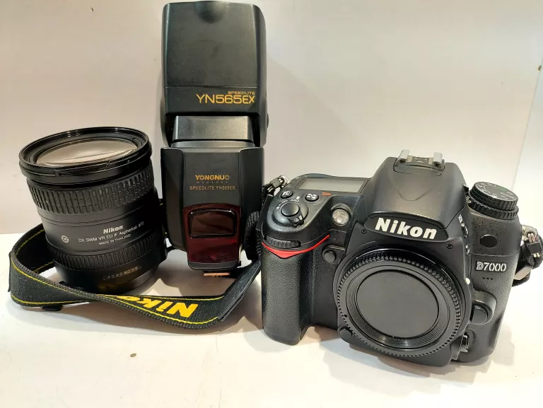 APARAT NIKON D7000 + OBIEKTYW LUSTRZANKA