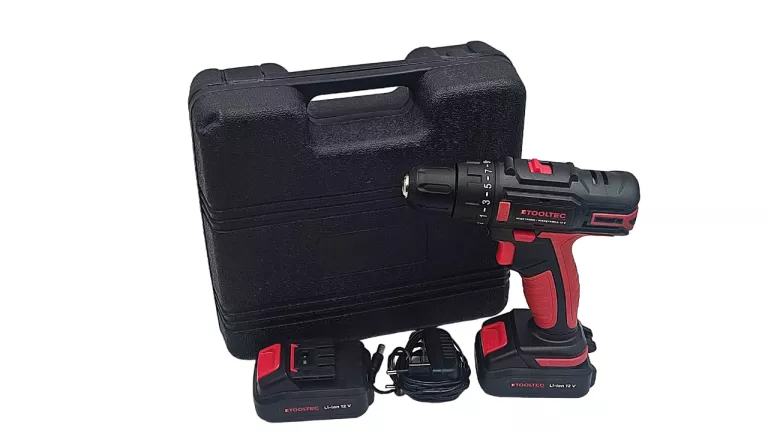 WIERTARKO-WKRĘTARKA TOOLTEC 12V 2XAKU 1,5AH WALIZKA, BITY, WIERTŁA