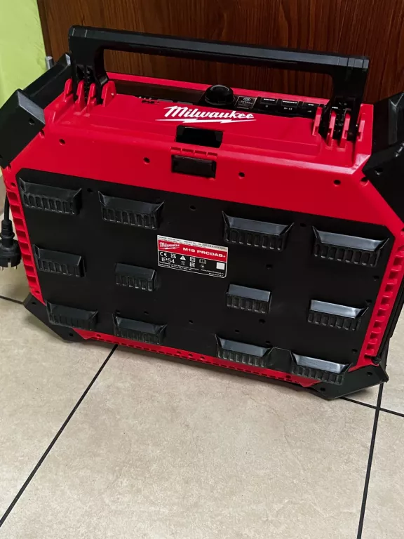 radio-budowlane-milwaukee-m18-prcdab-aku5ah-gwarancja-marka-milwaukee