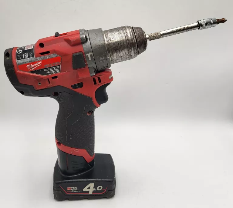 wiertarko-wkretarka-udarowa-milwaukee-fpd-44nm-m12-aku-4ah-napiecie-v-12-v
