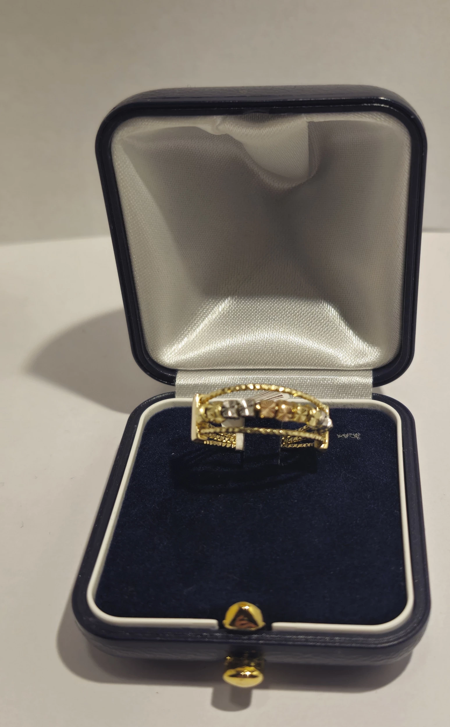 zloty-pierscionek-z-obracanymi-szescianami-585-315g-r-20-obroncow-pokoju-3-gubin