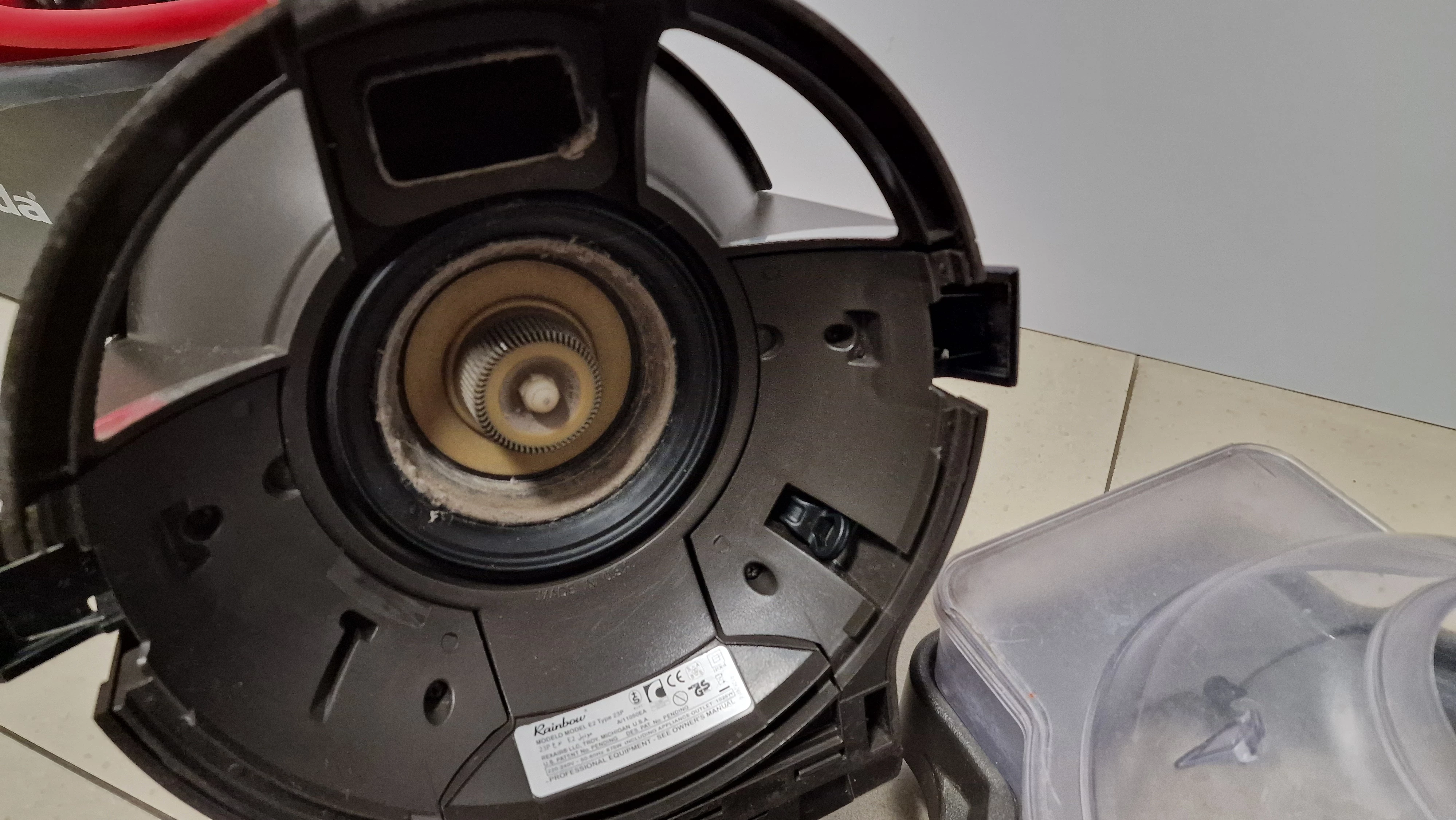 odkurzacz-rainbow-e2-blue-akcesoria-filtr-hepa