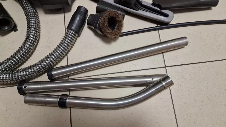 odkurzacz-rainbow-e2-blue-akcesoria-rodzaj-zbiornika-na-kurz-205446-2