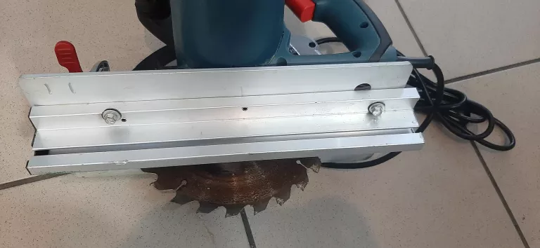 PILARKA TARCZOWA  TRYTON THP 1800  1800W USZKODZONA