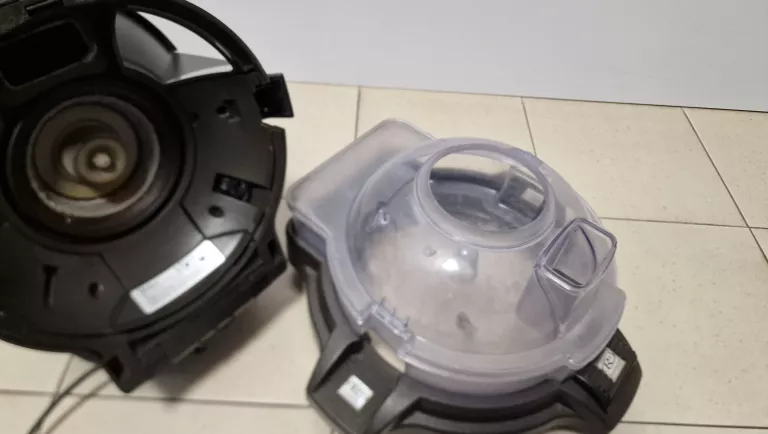 odkurzacz-rainbow-e2-blue-akcesoria-stan-11323-2