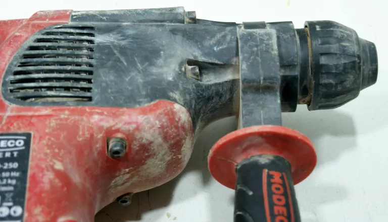 MŁOTOWIERTARKA MODECO EXPERT MN-90-250