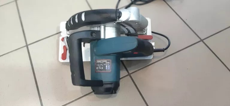 PILARKA TARCZOWA  TRYTON THP 1800  1800W USZKODZONA