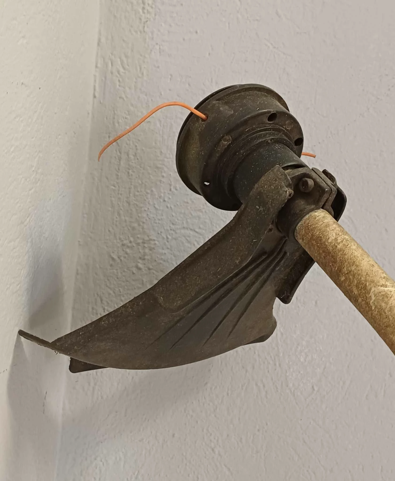 podkaszarka-xtreme-sgt26n-zasilanie-spalinowe