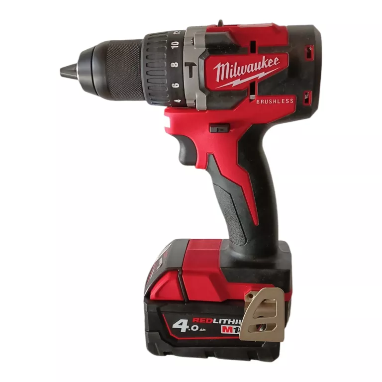 ZESTAW MILWAUKEE M18 CBLPP2A-402C