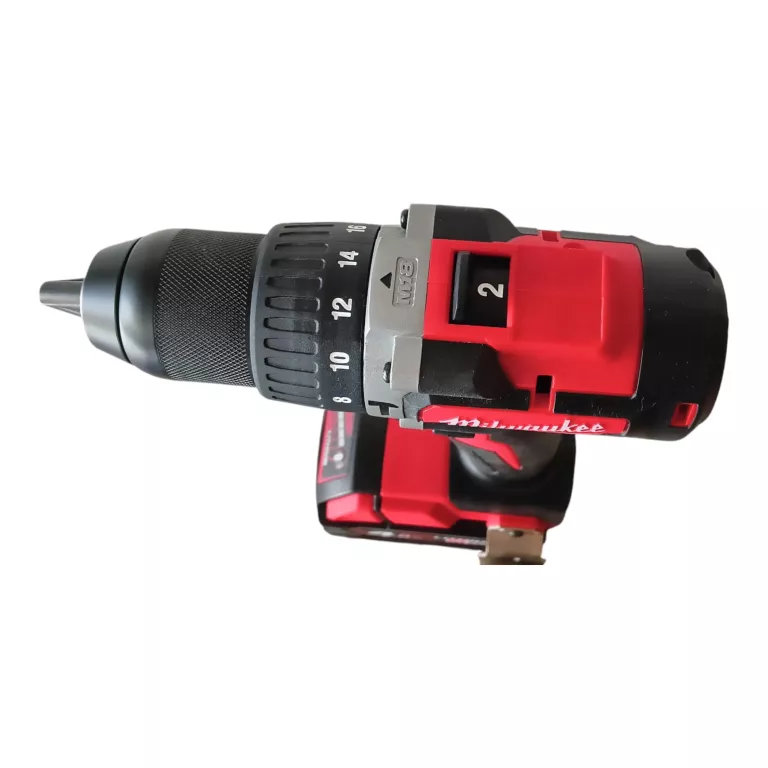 ZESTAW MILWAUKEE M18 CBLPP2A-402C