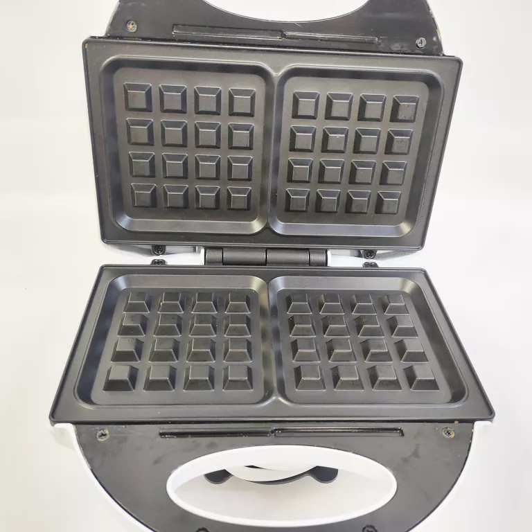 GOFROWNICA SELECLINE TXS-081B BIAŁY 750 W
