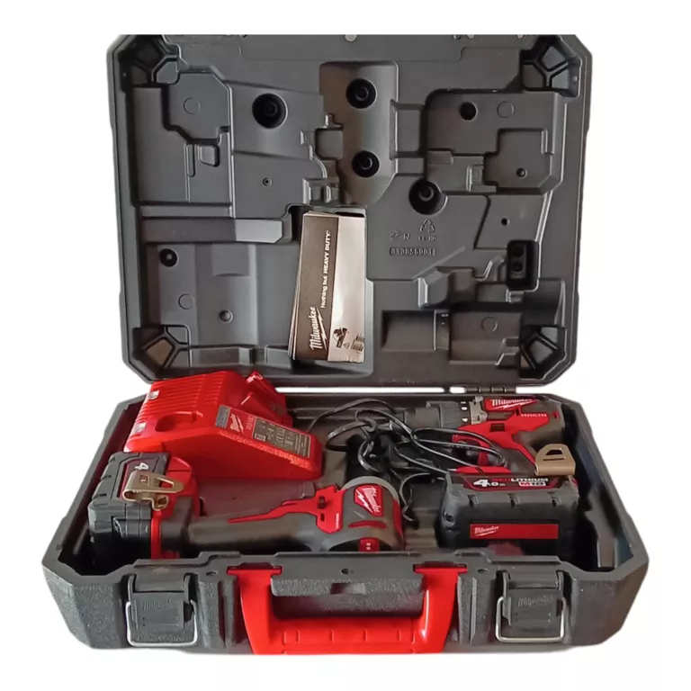 ZESTAW MILWAUKEE M18 CBLPP2A-402C