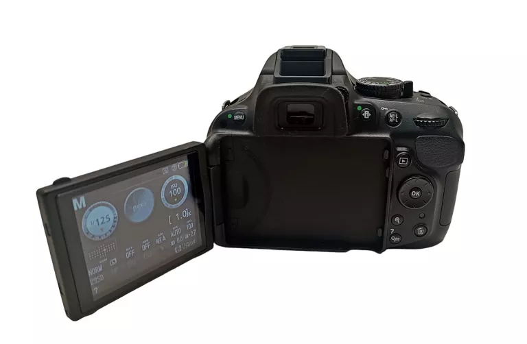 APARAT NIKON D5200 KOMPLET