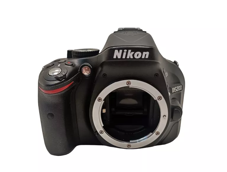 APARAT NIKON D5200 KOMPLET