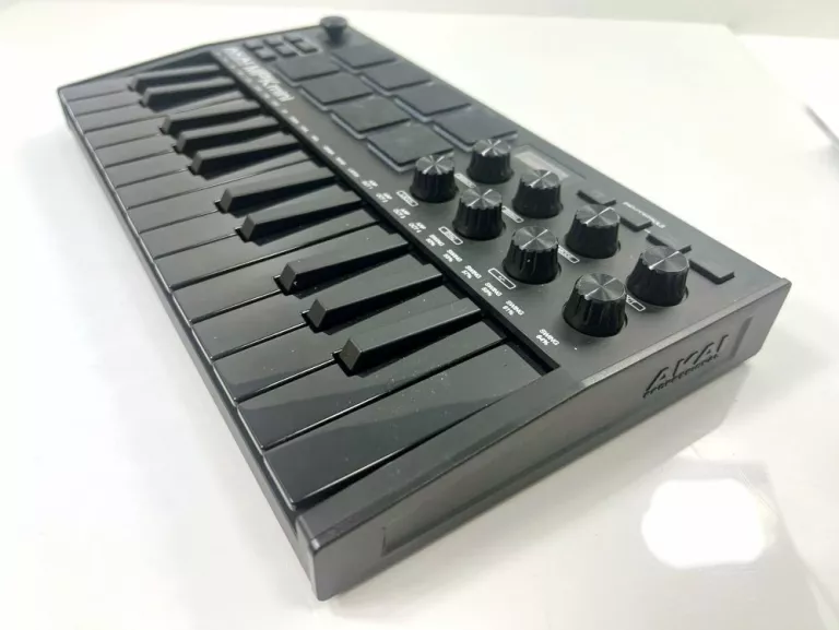 AKAI MPK MINI MK3 BLACK KLAWIATURA STERUJĄCA USB 25 KLAWISZY