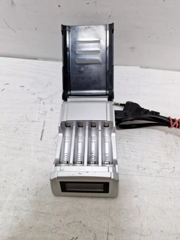 ladowarka-do-baterii-palo-pl-nc05-z-kablem-stan-uzywany