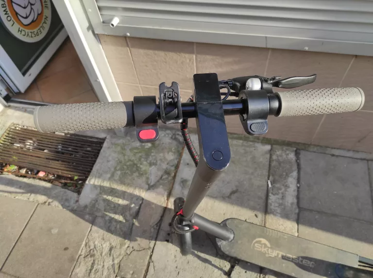 ELEKTRYCZNA HULAJNOGA SKYMASTER SKYME PRO