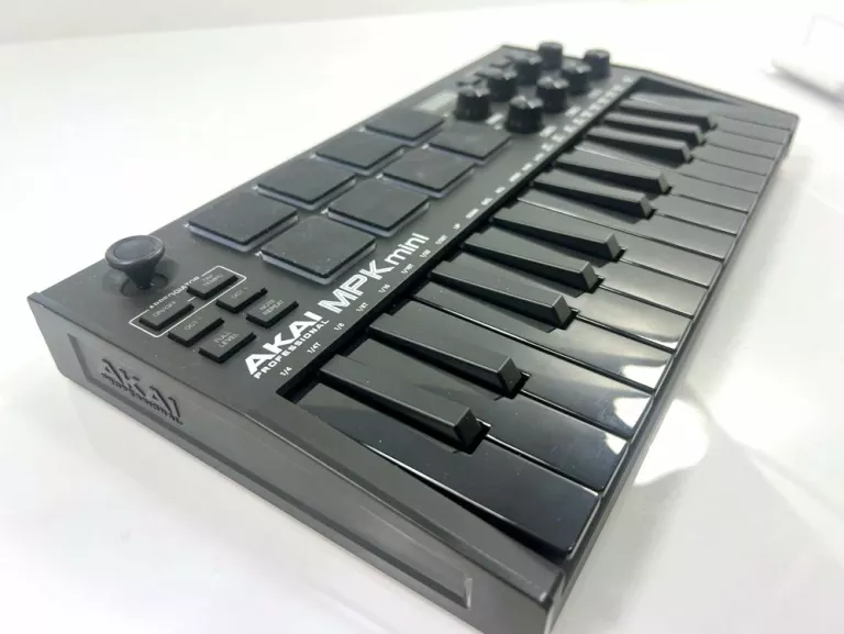 AKAI MPK MINI MK3 BLACK KLAWIATURA STERUJĄCA USB 25 KLAWISZY