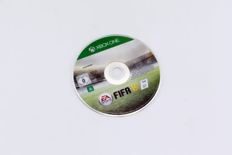 GRA NA XBOX ONE FIFA 15 FEEL THE GAME