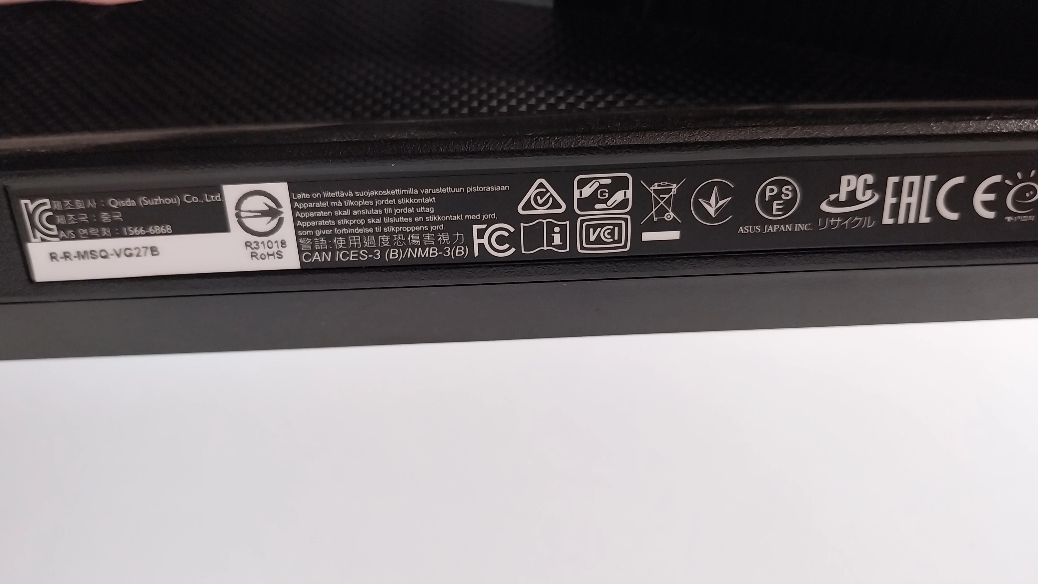 asus-vg27bq-tuf-gaming-przekatna-ekranu-cale-27