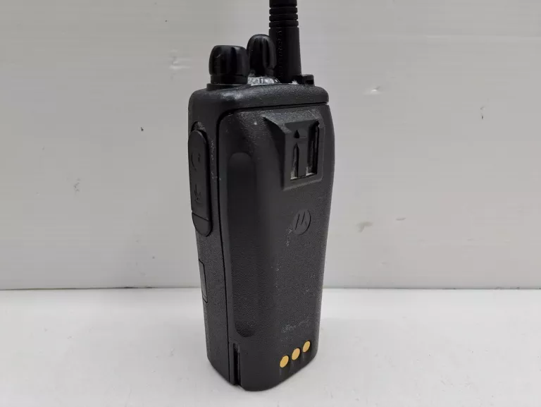 radiotelefon-motorola-dp1400-model-dp1400