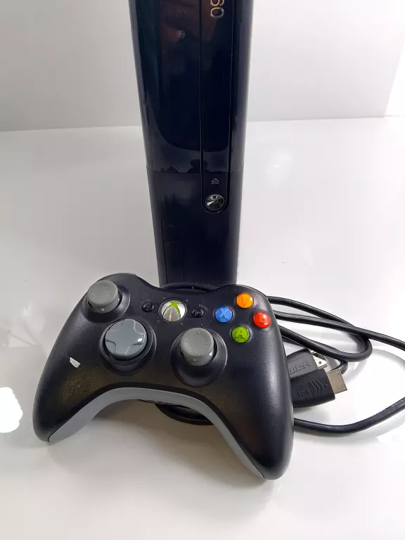 KONSOLA XBOX 360 SLIM E W REWIZJI WINCHESTER