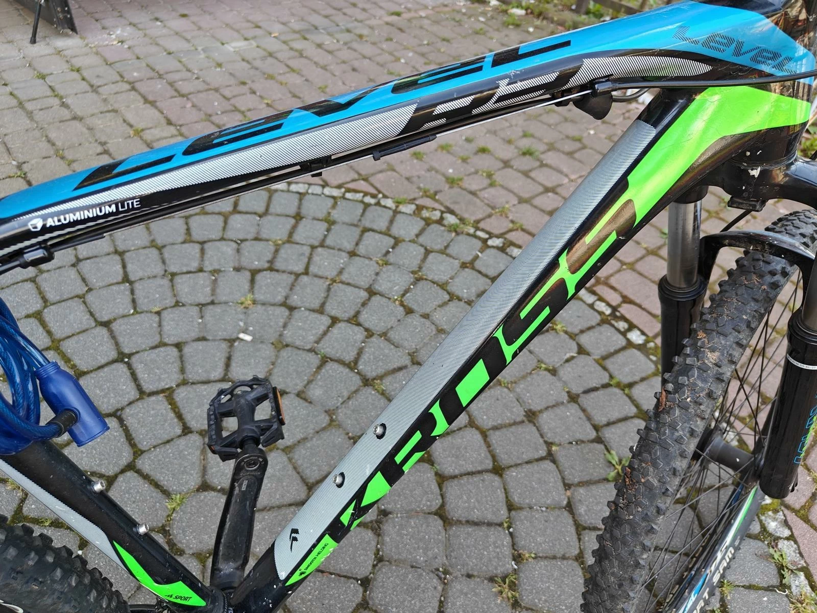 rower-kross-level-r3-polecam-material-ramy-aluminium