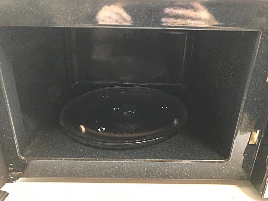 mikrofalowka-samsung-ge73m-pojemnosc-20000