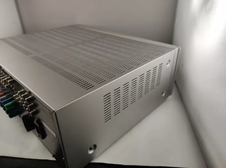AMPLITUNER MARANTZ SR4600 7.2 + PILOT