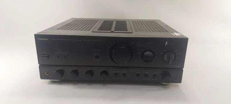 WZMACNIACZ TECHNICS SU-VX800