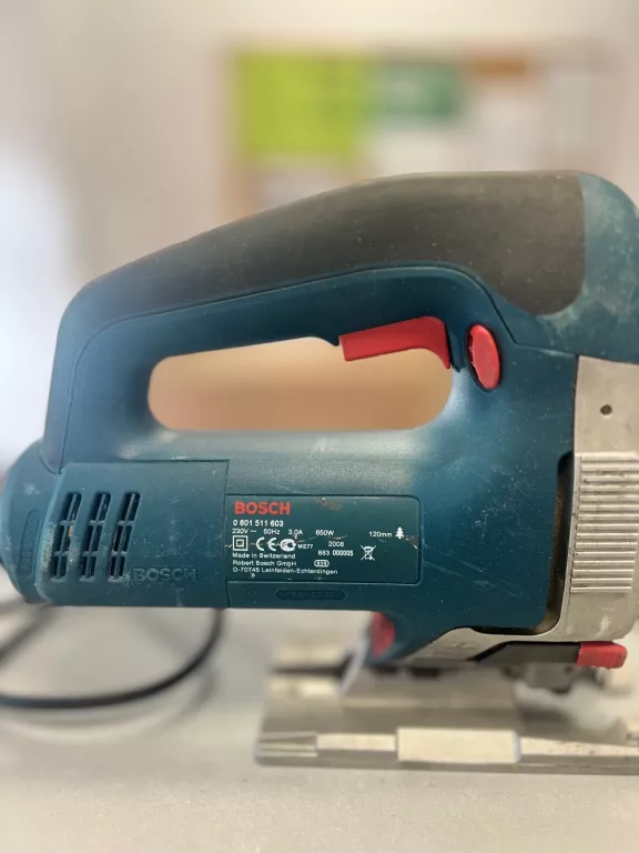 wyrzynarka-bosch-gst-120-be-rodzaj-silnika-silnik-szczotkowy