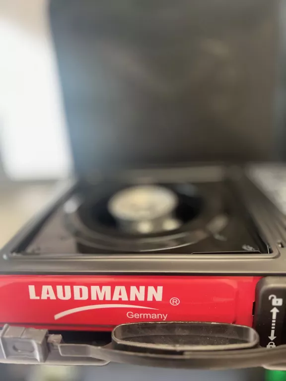 kuchenka-gazowa-turystyczna-laudmann-w-walizce-model-lm-040