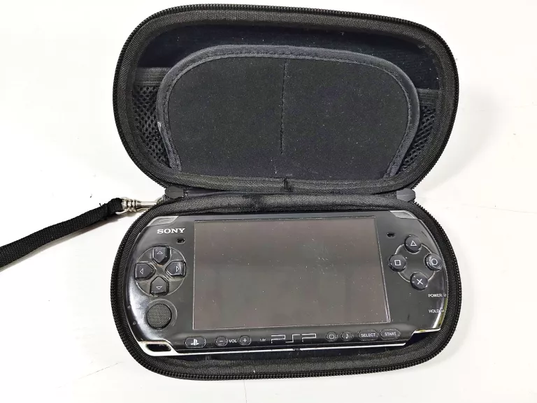 KONSOLA SONY PSP 3004 + ETUI
