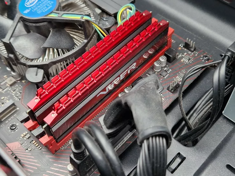 KOMPUTER STACJONARNY MSI I5-8400 GTX 1060 3GB 8GB DDR4 1TB + 128GB SSD