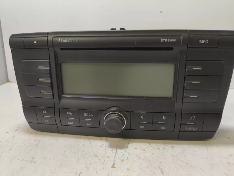 RADIO SKODA OCTAVIA II STREAM