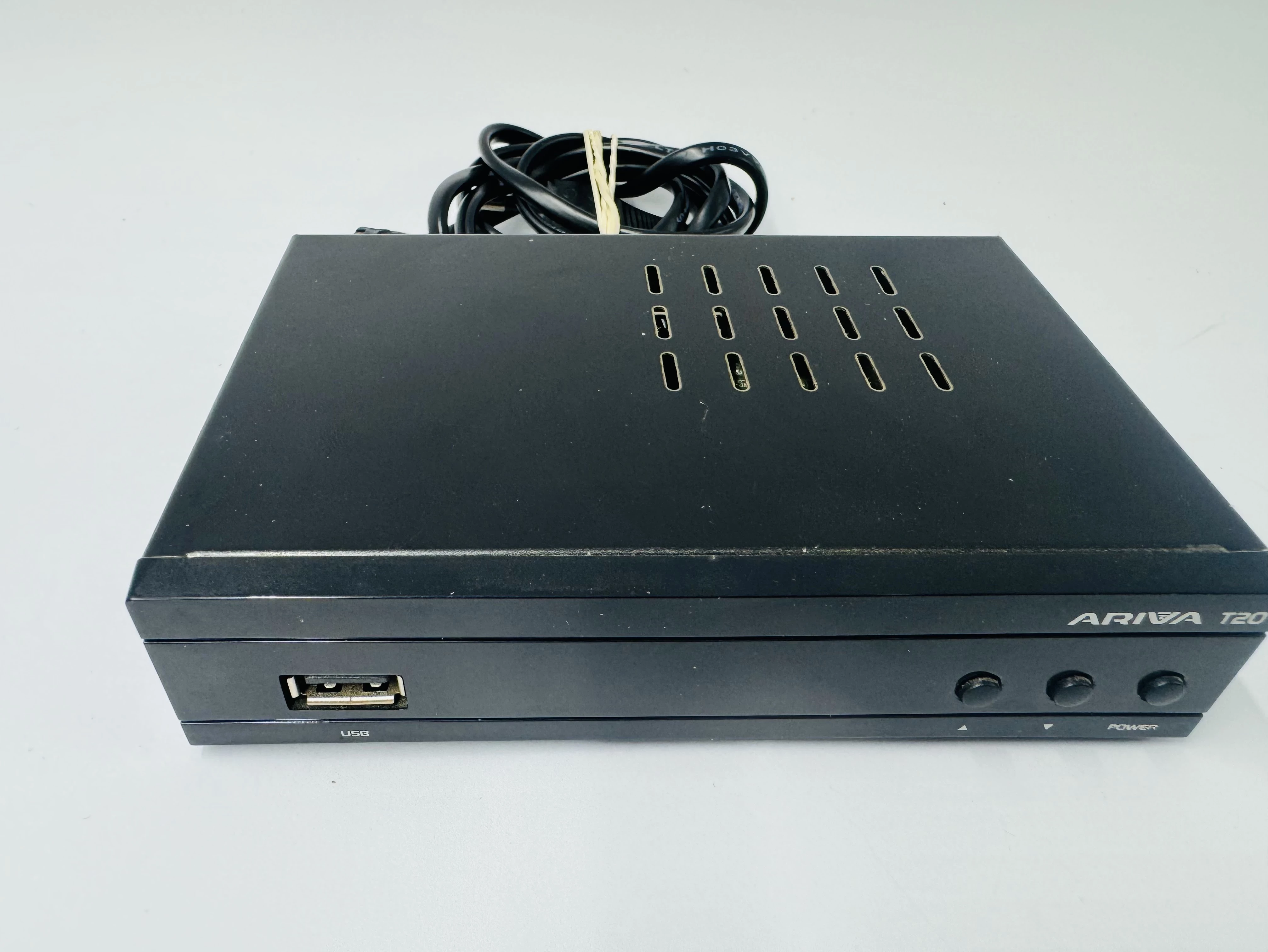 dekoder-dvbt2-ariva-uszkodzony-model-dekoder-ferguson-ariva-153-combo-dvbt2-d