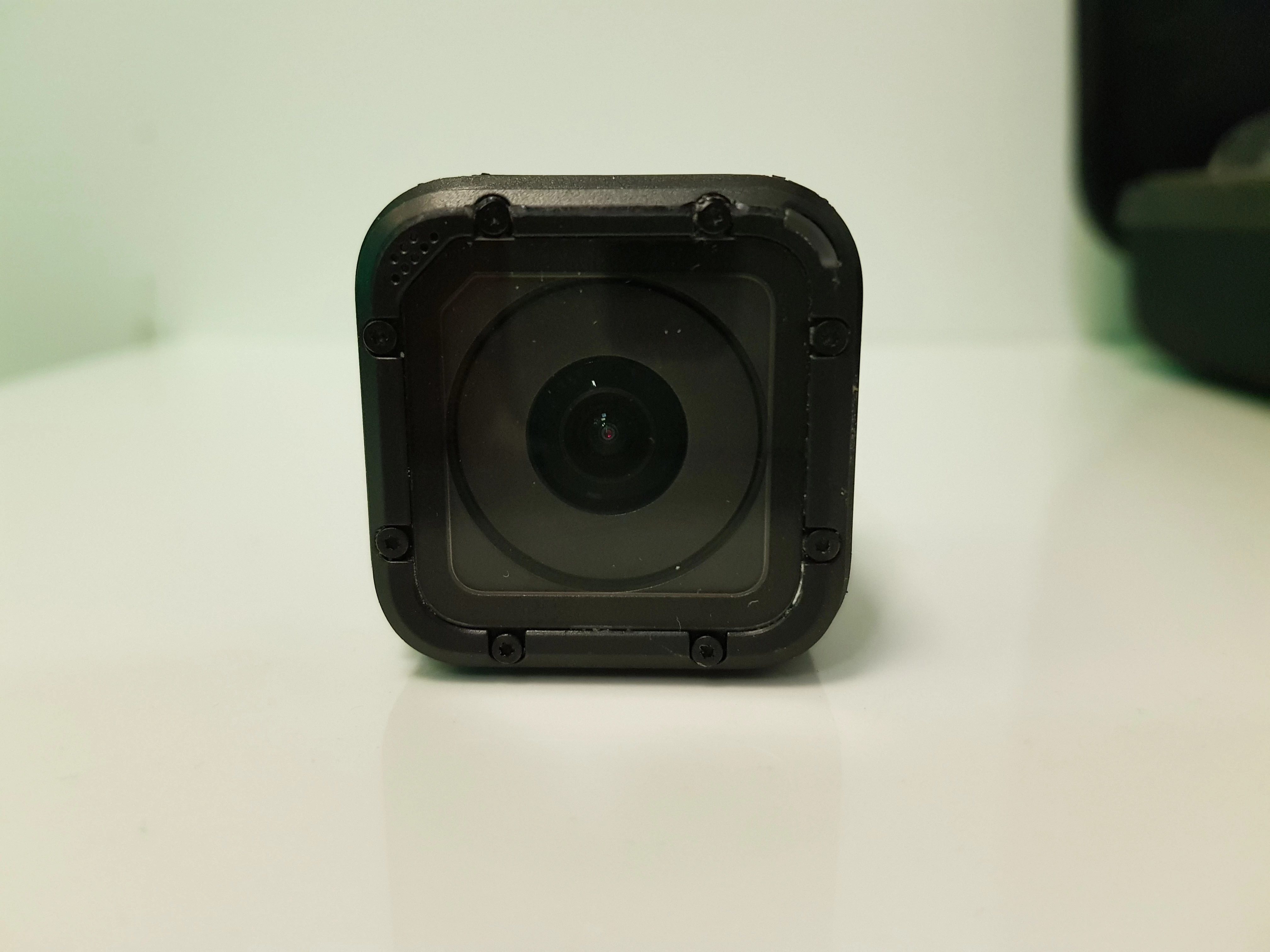 kamera-gopro-hero-4-session-pudelko-etui-akcesoria-polecam-kolor-czarny