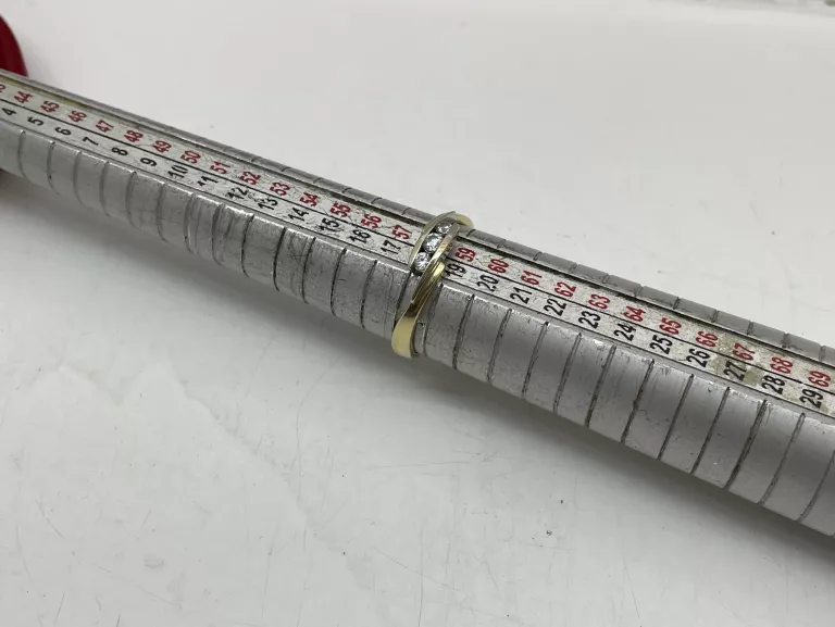 DELIKATNY ZŁOTY PIERŚCIONEK P.585 R.18 2,15 G