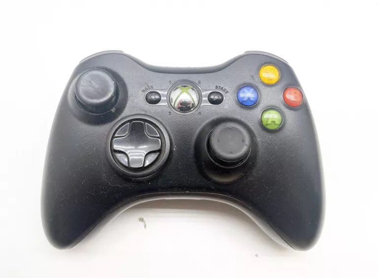 KONSOLA MICROSOFT XBOX 360 E