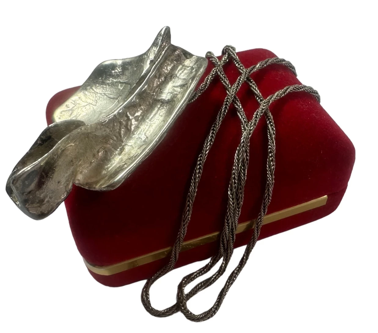 ciekawy-srebrny-naszyjnik-z-zawieszka-proby-925-dl-75-cm-kamien-bez-kamienia