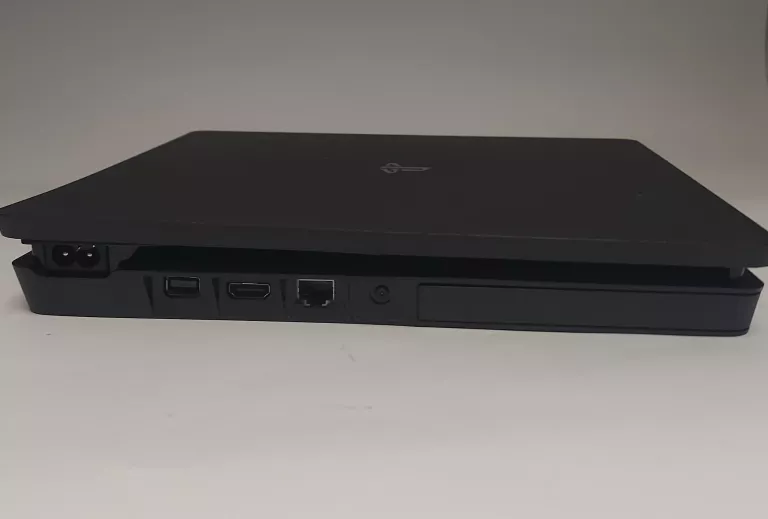KONSOLA PS4 SLIM CUH-2116 500GB +PAD